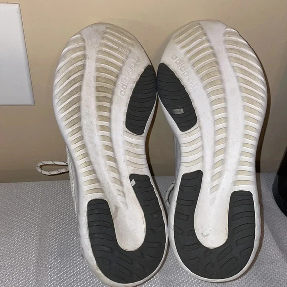 Adidas women’s sneaker 8.5 shoes tubular running mesh lightweight comfy chalk - Picture 6 of 7